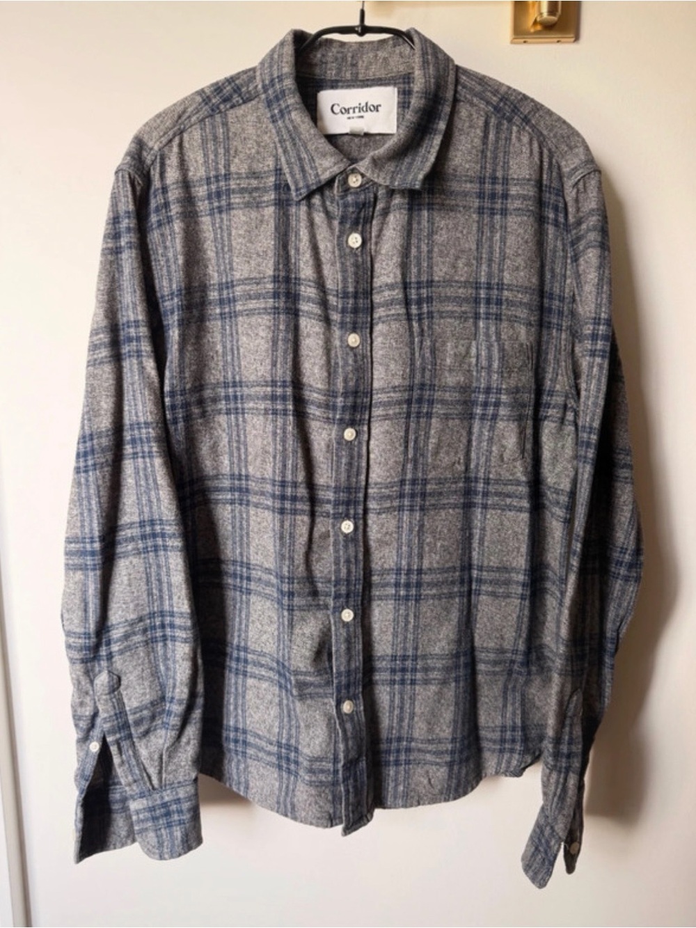 Corridor Men's Blue & Gray Plaid Button-Down Shirt